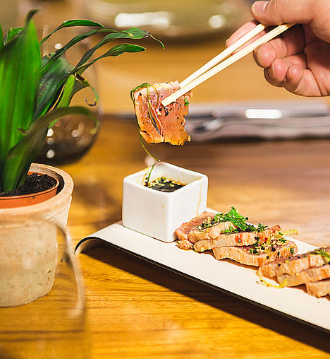 El hotel Indigo Madrid Gran Vía ofrece un viaje gastronómico para celebrar el amor en San Valentín