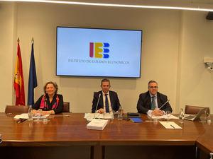 Por una reforma fiscal centrada en la mejora de la eficiencia, la competitividad y el crecimiento económico a medio y largo plazo