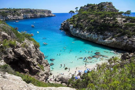 Viajes Zeta anuncia descuentos y 2X1 a Tenerife, Lanzarote, Ibiza y otros destinos españoles