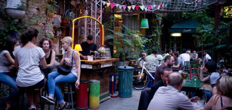 ruin_pubs_szimpla_kert_